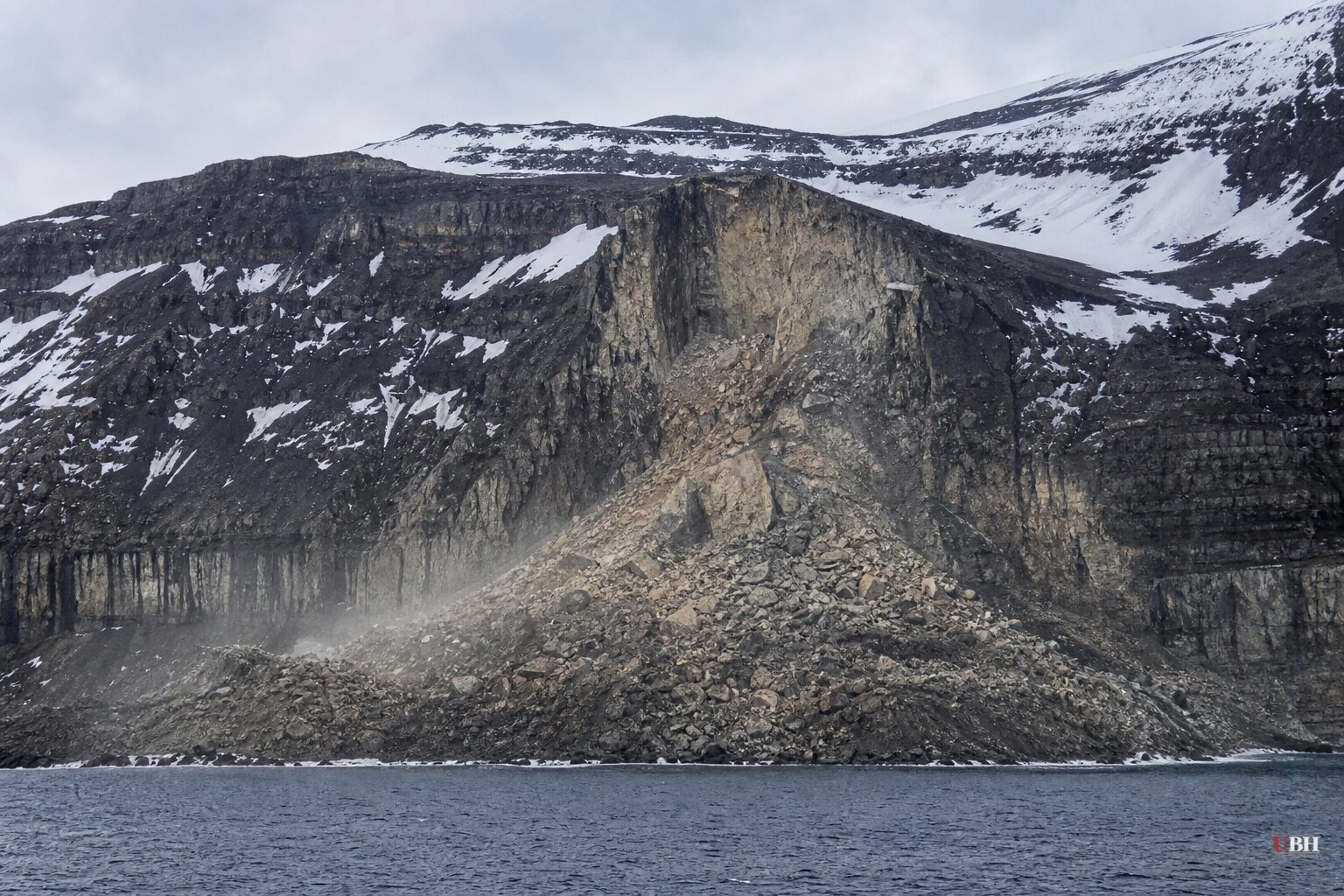 Study Finds Thawing Permafrost, Not Quake Size, Explains Jan Mayen's Record Rockslide