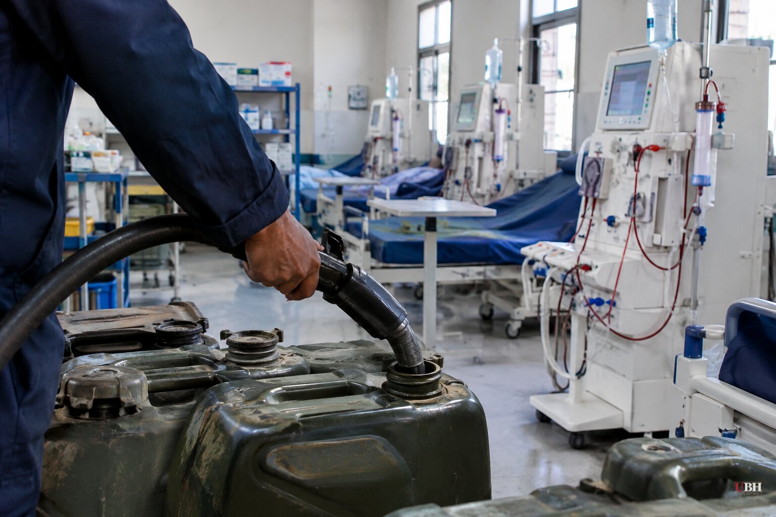 Taiz Dialysis Center Has 14 Days of Generator Fuel as Yemen Siege Cuts Hospital Supplies, Officials Say