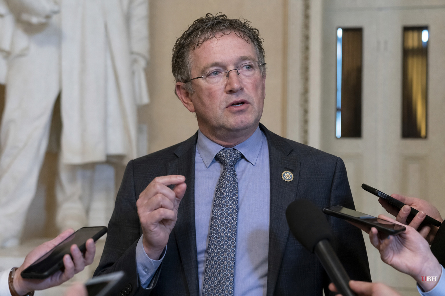 Thomas Massie Says Iran War 'Significantly Weakened' America, Blames Trump Administration