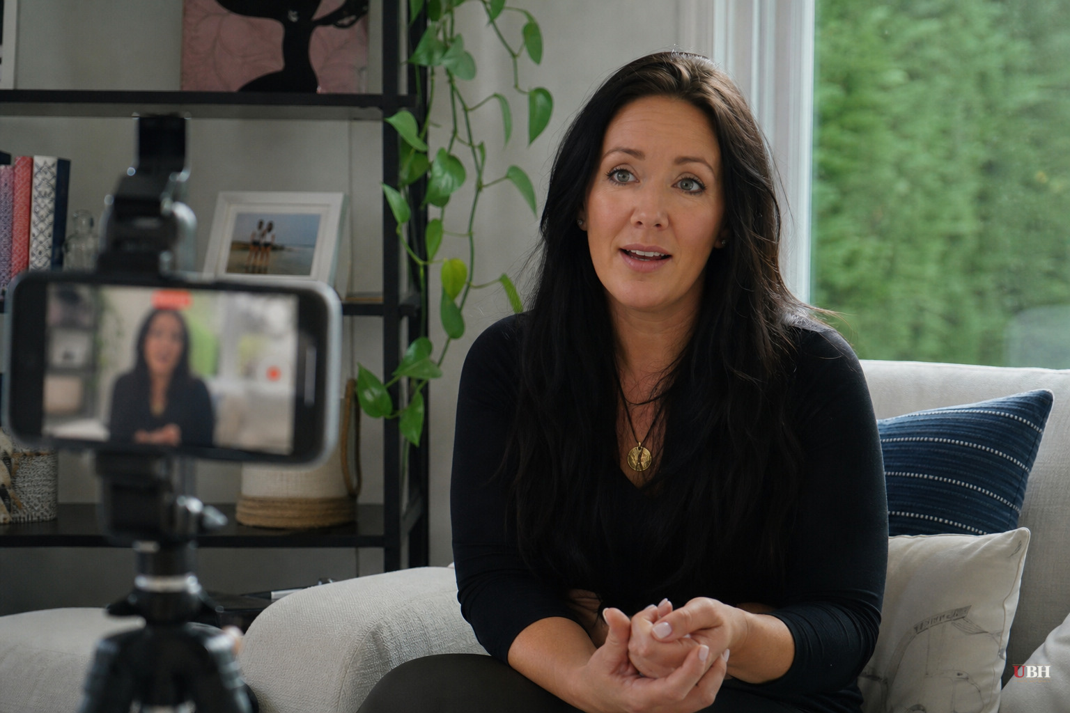 TikTok Creator Rebecca Luna Dies at 49 Under Canada's Assisted Dying Law After Alzheimer's Diagnosis