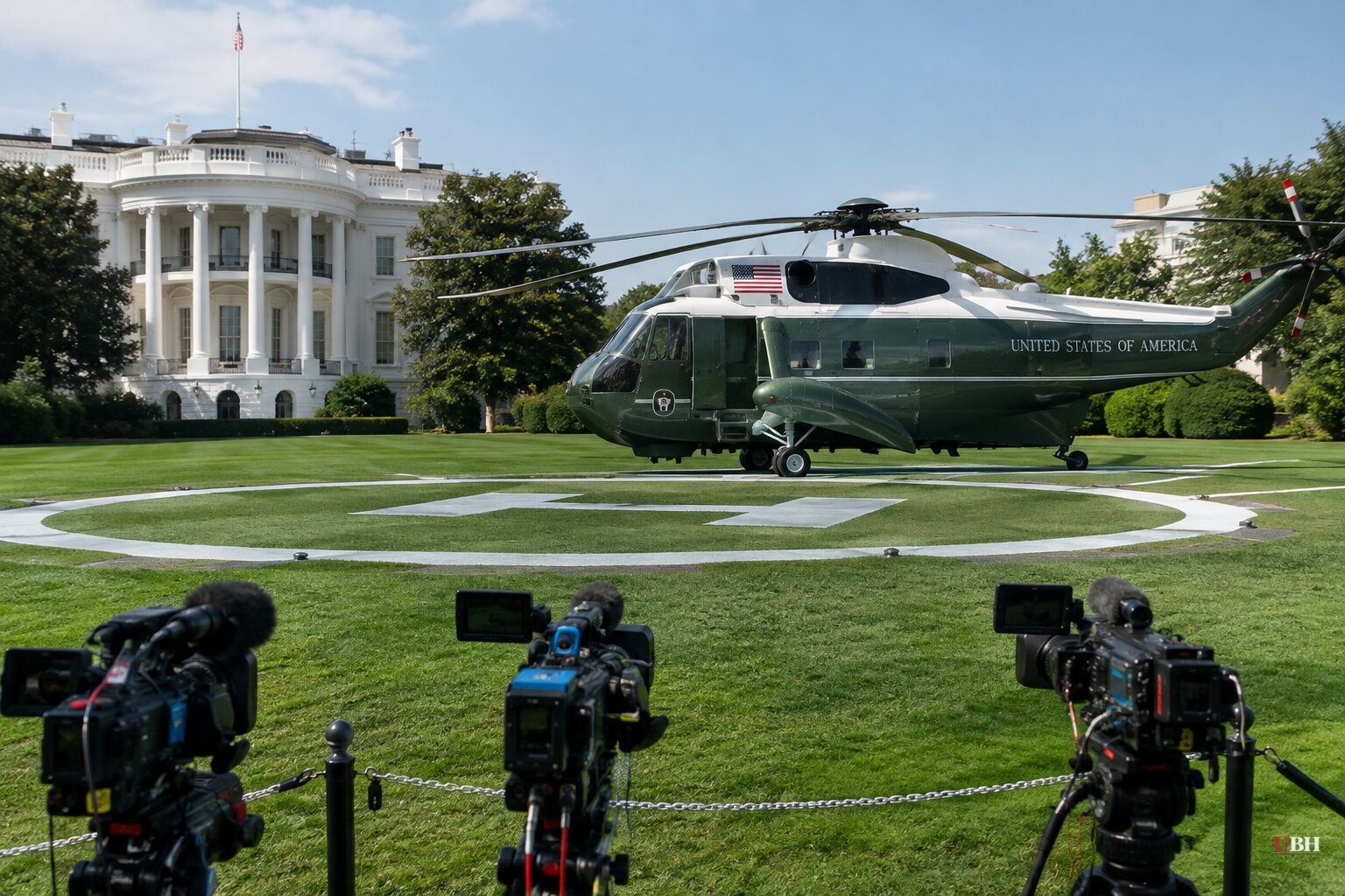 Trump Bars CNN From White House, Networks Boycott Helipad Event, and the President Eyes Midterms With $400 Million