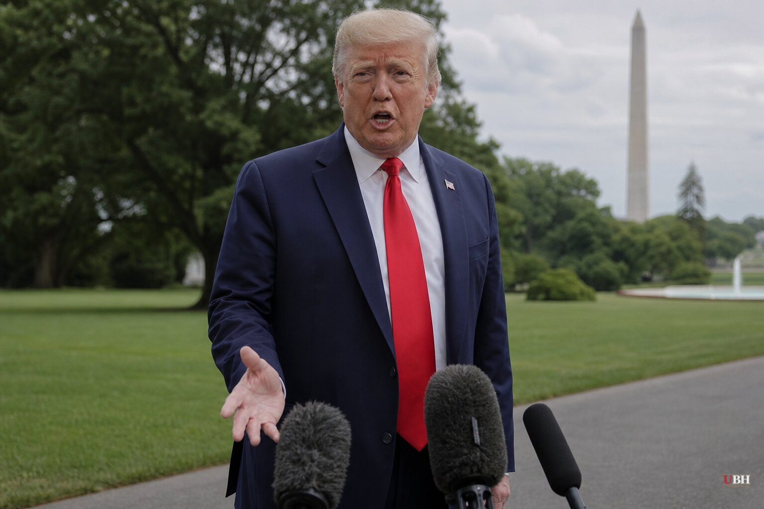 Trump Tells Data Center Opponents They'll End Up 'Backwards and Poor' as Kansas Cities Sue Residents Over Petitions