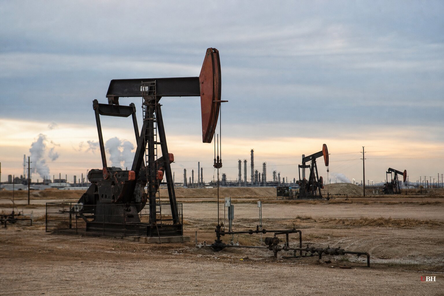 Trump's Oil Stock Holdings Rose Up to $15.5 Million This Year, Democrats' Report Says, as Gas Prices Climbed