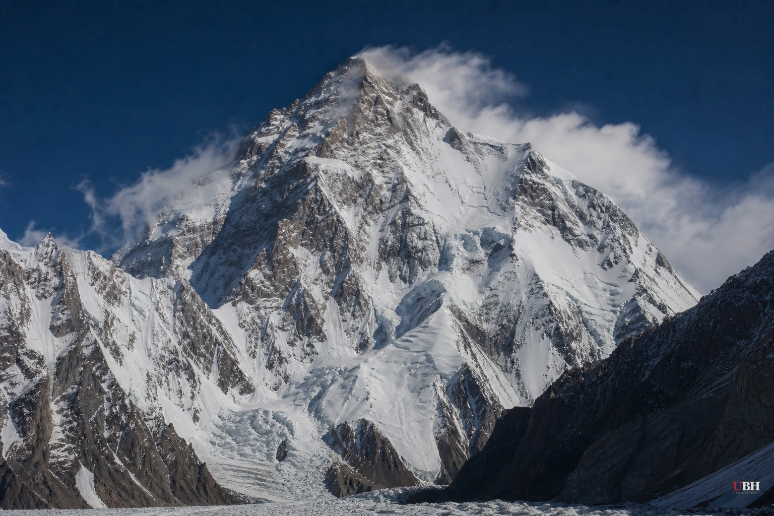 Two Bodies Identified, Two More Recovered on Broad Peak as Search for Nirmal Purja Continues