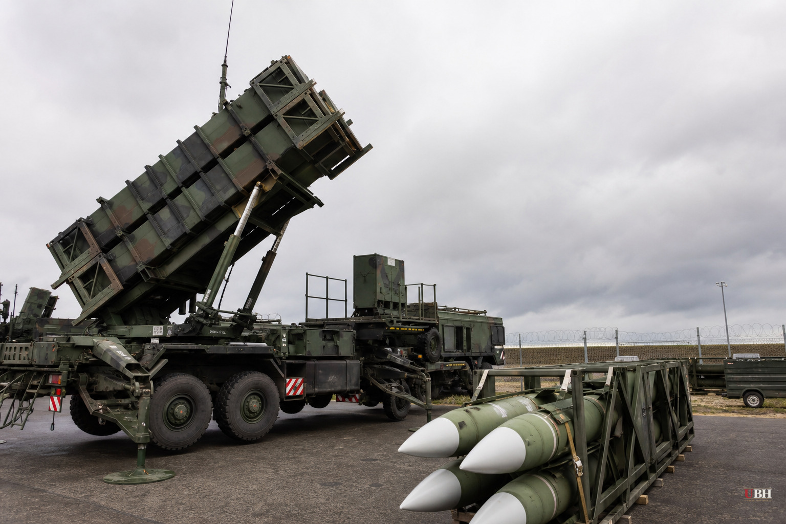 Ukraine Running Low on Patriot Interceptors, Wants Musk's OK to Strike Russian Missile Launchers With Starlink Drones