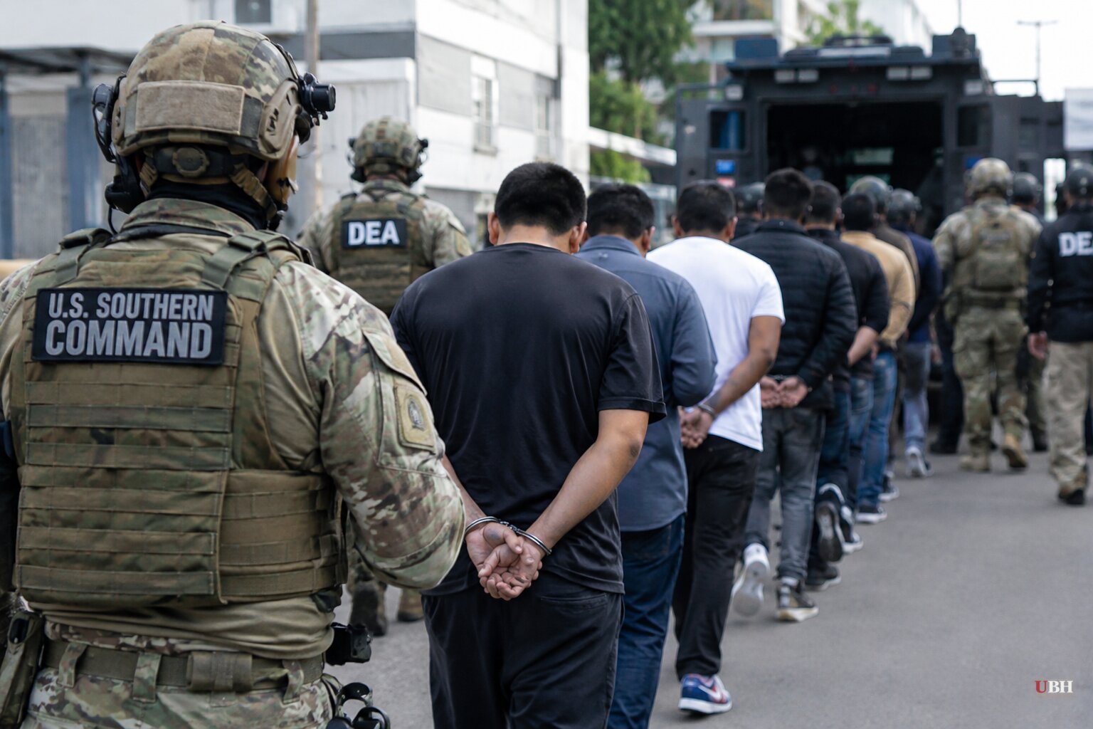 U.S. Troops Help Ecuador Arrest More Than 30 Suspects Tied to Mexico's CJNG Cartel