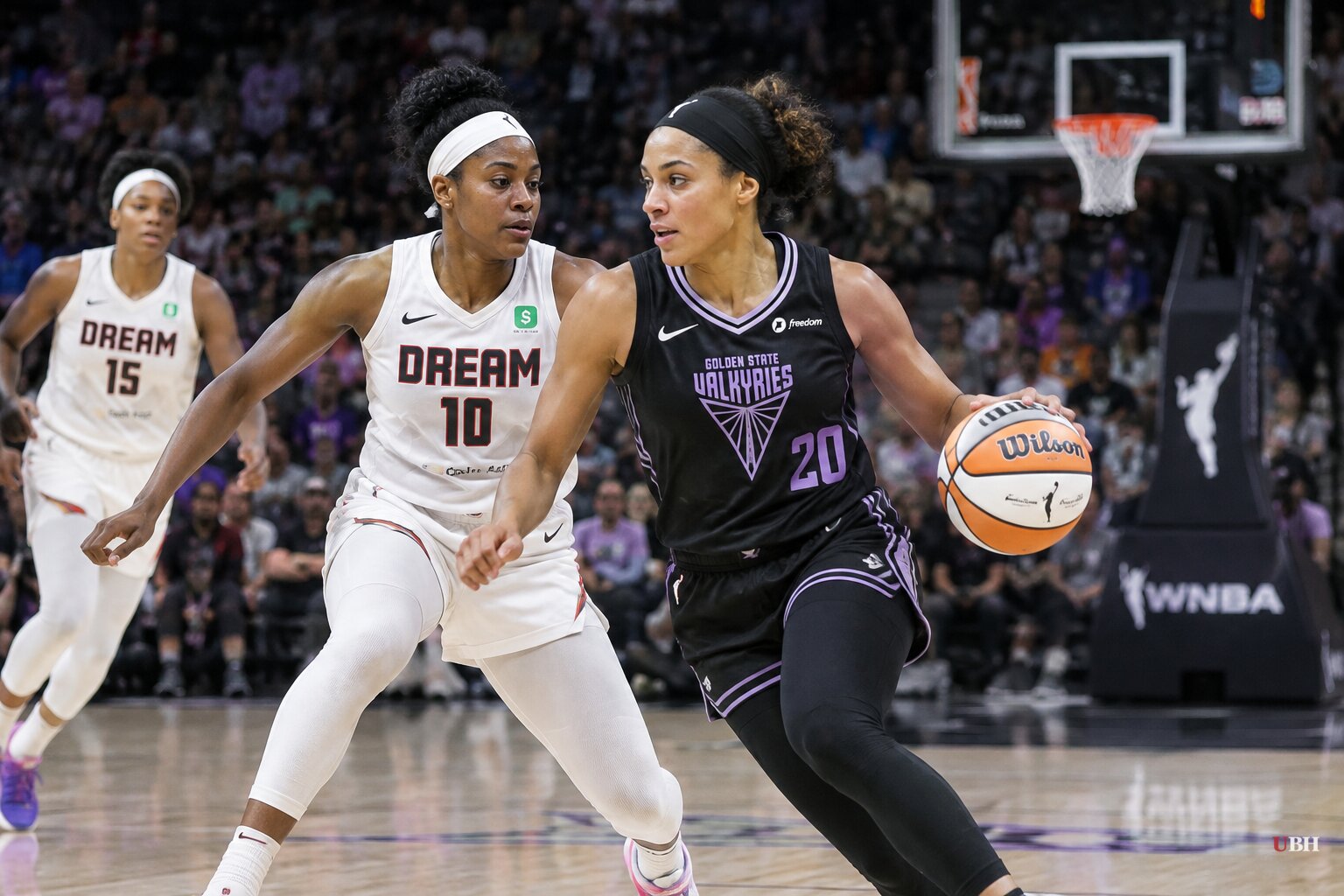 Valkyries Beat Dream 67-62 to Even WNBA Finals at 2-2 as Angel Reese Goes 2-for-12
