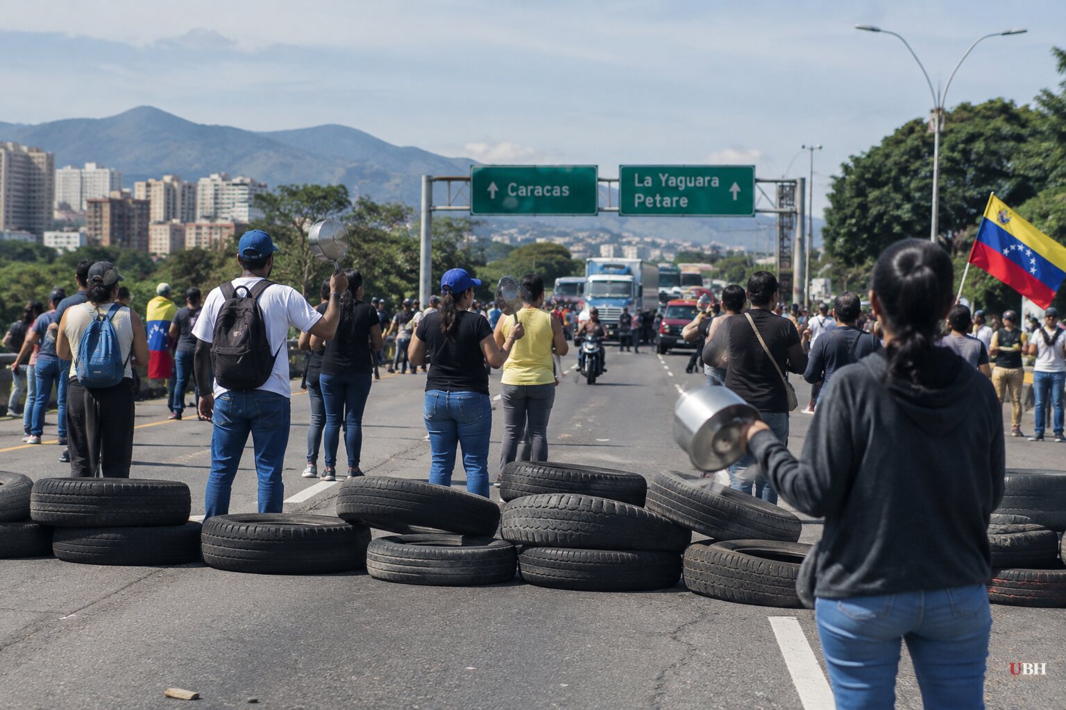 Venezuela's Blackouts Hit 16 Hours a Day, Protests Spread to Nine States