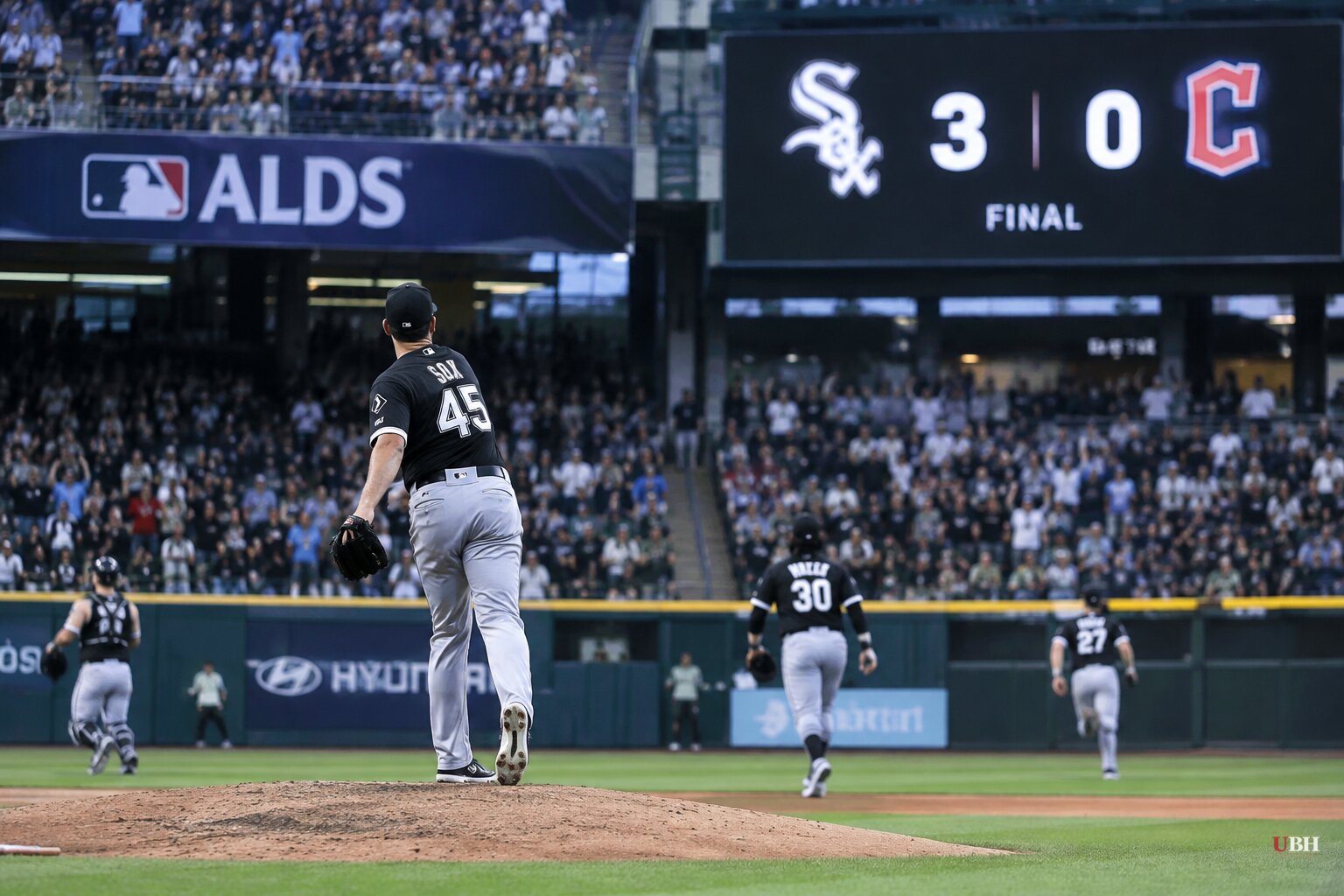 White Sox Shut Out Guardians 3-0 in ALDS Game 1, Cleveland Strands Seven Runners