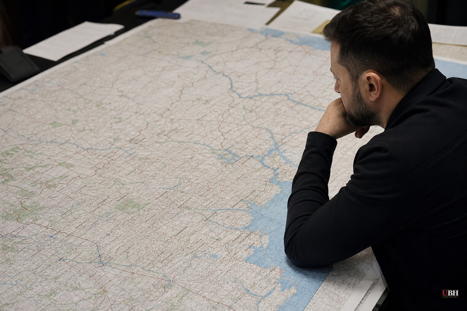 Zelenskyy Weighs Replacing Top General Syrskyi Amid Protests, Still Courting Svyrydenko for US Ambassador Post